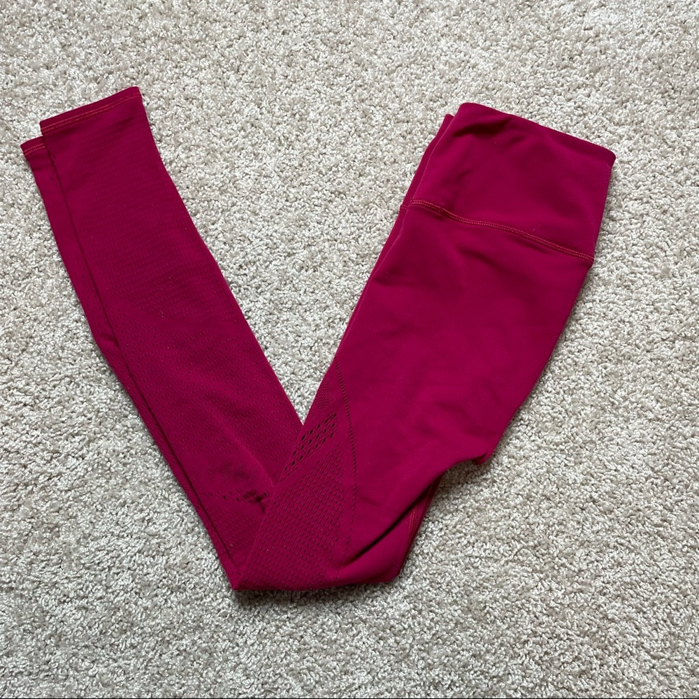 Lululemon Reveal Tight Interconnect *25.5"